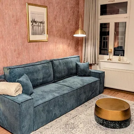 Adresseapartments 2 - E-kamin & Parkplatz דירה ורניגרוד