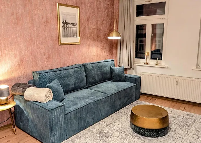 Adresseapartments 2 - E-kamin & Parkplatz דירה ורניגרוד